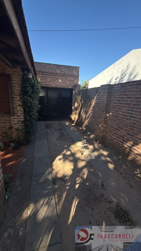 Casa con dos dormitorios en esquina