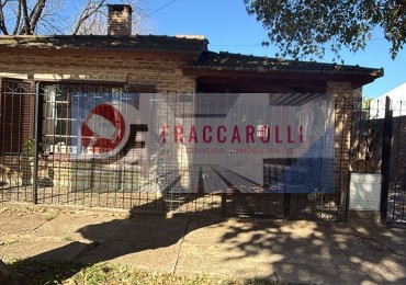 Casa con dos dormitorios en esquina